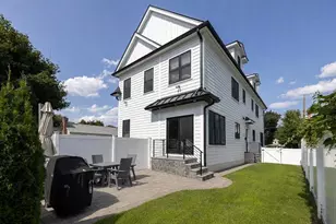 167 Chapel St, Newton, MA 02458 - Photo 33