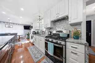 26 Acacia St, Gloucester, MA 01930 - Photo 5
