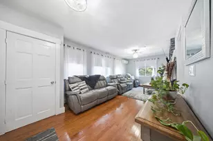 26 Acacia St, Gloucester, MA 01930 - Photo 9
