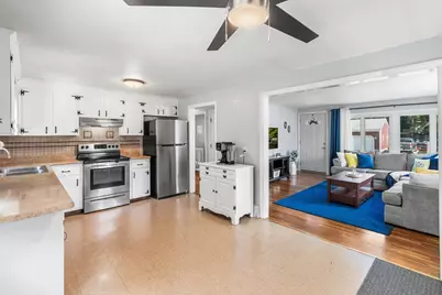15 Dawes St, Blackstone, MA 01504 - Photo 5