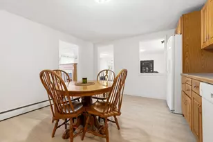 11 Grover St, Beverly, MA 01915 - Photo 11