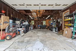 11 Grover St, Beverly, MA 01915 - Photo 29