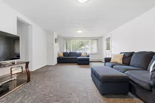11 Grover St, Beverly, MA 01915 - Photo 7