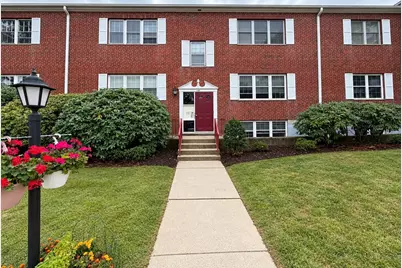 140 Lake Shore Rd #2B, Boston, MA 02135 - Photo 19