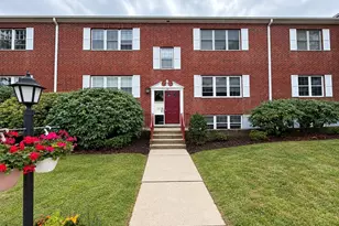 140 Lake Shore Rd, Boston, MA 02135 - Photo 19