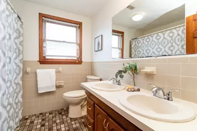 2 McCarthy Dr, Burlington, MA 01803 - Photo 33