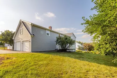 2 McCarthy Dr, Burlington, MA 01803 - Photo 3