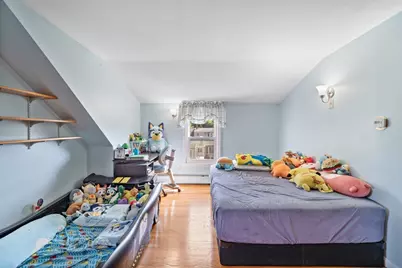 389 Abbott St, Springfield, MA 01118 - Photo 17