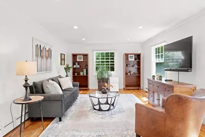 21 Woodbridge Rd, North Andover, MA 01845 - Photo 5