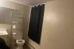 24 Newbury St, Worcester, MA 01609 - Photo 11