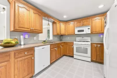 92 Applewood Drive, Marlborough, MA 01752 - Photo 9