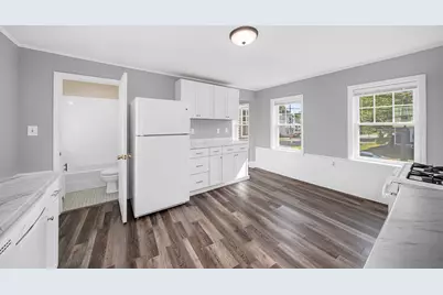 147 High St, Danvers, MA 01923 - Photo 21