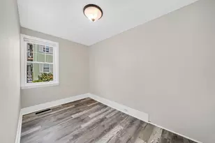 147 High St, Danvers, MA 01923 - Photo 15