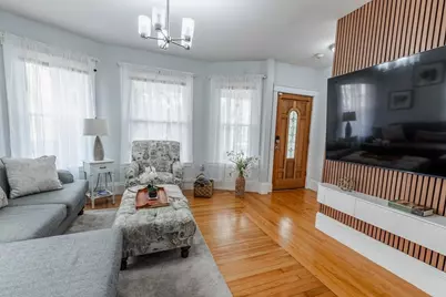 122-124 Beacon Hill Ave #1, Lynn, MA 01902 - Photo 5