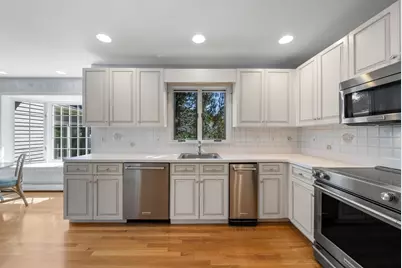 14 Powder House Cir, Needham, MA 02492 - Photo 11