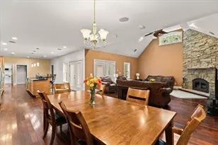 8 Rock Meadow Dr, East Bridgewater, MA 02333 - Photo 13