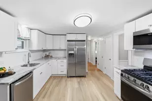 60 Bellflower Rd, Billerica, MA 01821 - Photo 11