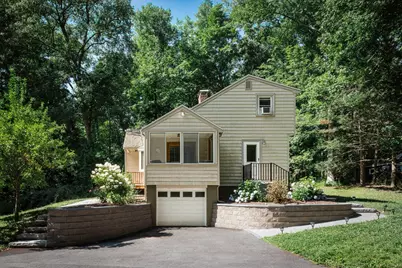 19 Gail St, Topsfield, MA 01983 - Photo 3