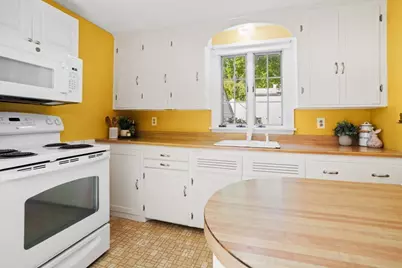 4 Stanton Road, Stoneham, MA 02180 - Photo 15