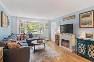 20 B Washington Park Dr, Andover, MA 01810 - Photo 1