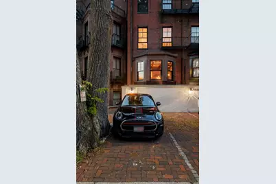 359 Beacon Street #2, Boston, MA 02116 - Photo 27