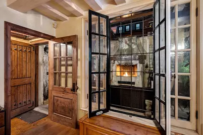 359 Beacon Street #2, Boston, MA 02116 - Photo 23