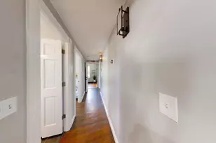 26 Elder St, Boston, MA 02125 - Photo 27