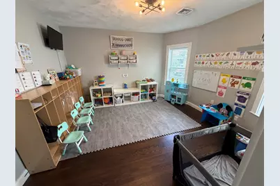 26 Elder St #2, Boston, MA 02125 - Photo 9