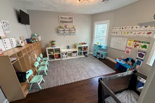 26 Elder St, Boston, MA 02125 - Photo 9