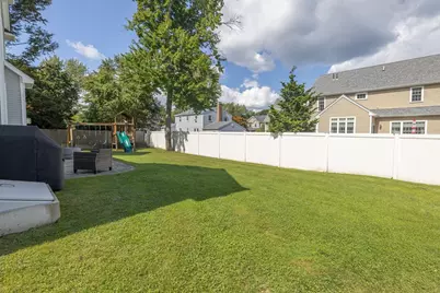 7 Hudson St, Natick, MA 01760 - Photo 31