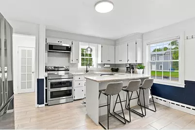 15 Highland Street, Milford, MA 01757 - Photo 3