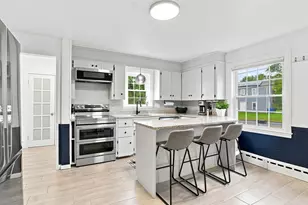 15 Highland St, Milford, MA 01757 - Photo 3