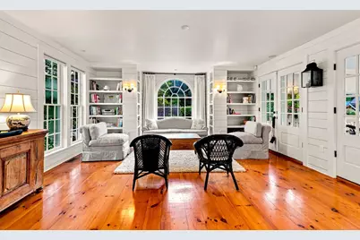 81 Central St, Andover, MA 01810 - Photo 11