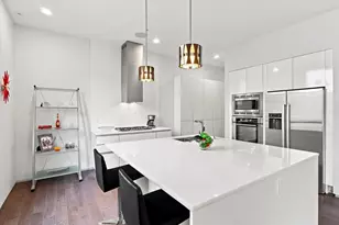 537 E First St, Boston, MA 02127 - Photo 9