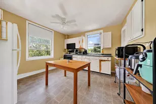 45 Hunt St, Weymouth, MA 02191 - Photo 11