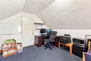 427 Broadway, Lynn, MA 01904 - Photo 37