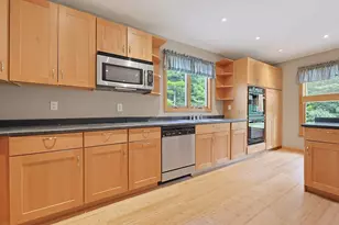 60 Precinct, Middleborough, MA 02346 - Photo 9