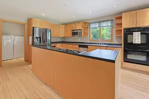 60 Precinct, Middleborough, MA 02346 - Photo 11