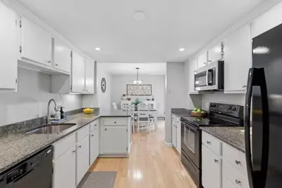 1100 Salem Street #32, Lynnfield, MA 01940 - Photo 9