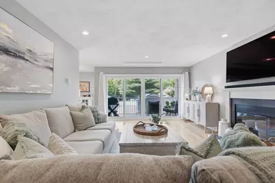 1100 Salem Street #32, Lynnfield, MA 01940 - Photo 3