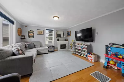 10 Windsor Ave, Lynn, MA 01902 - Photo 5