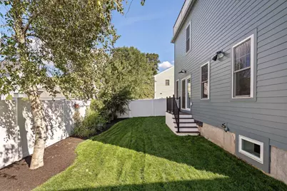 37 Cotting St #37, Medford, MA 02155 - Photo 33