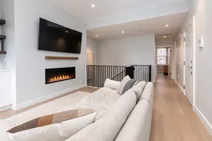 47 Hancock St, Boston, MA 02114 - Photo 21