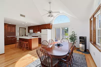 18 Princeton St, Peabody, MA 01960 - Photo 5