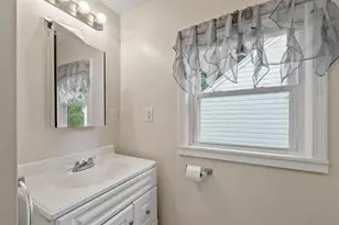 406 Lincoln St, Fitchburg, MA 01420 - Photo 19
