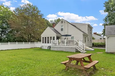 406 Lincoln St, Fitchburg, MA 01420 - Photo 3