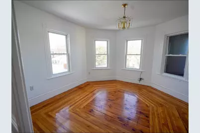4 Greenwood St #3-Private, Worcester, MA 01607 - Photo 5