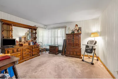 7 Peters St, North Andover, MA 01845 - Photo 9
