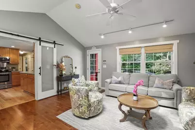 11 Barrett, Bellingham, MA 02019 - Photo 7
