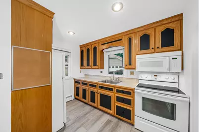 60 S New St, Haverhill, MA 01835 - Photo 13